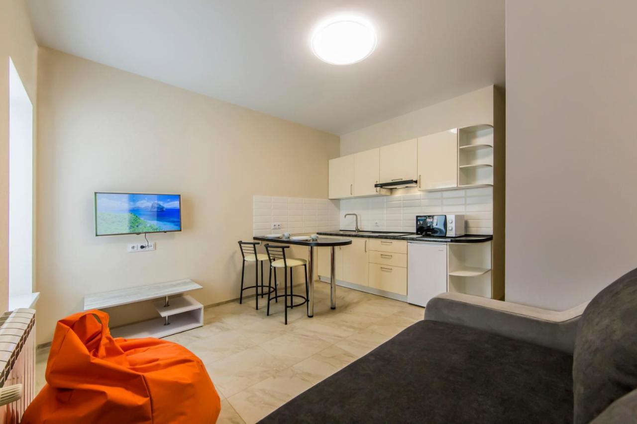 1 Room Apartment Near Peremohy Square Kiev Exterior foto