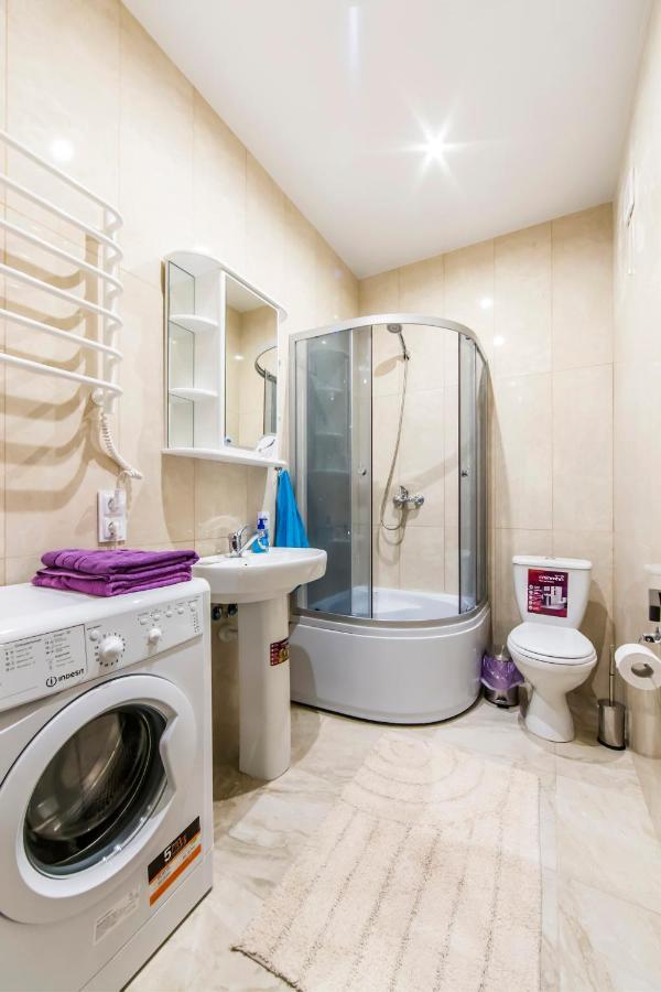 1 Room Apartment Near Peremohy Square Kiev Exterior foto